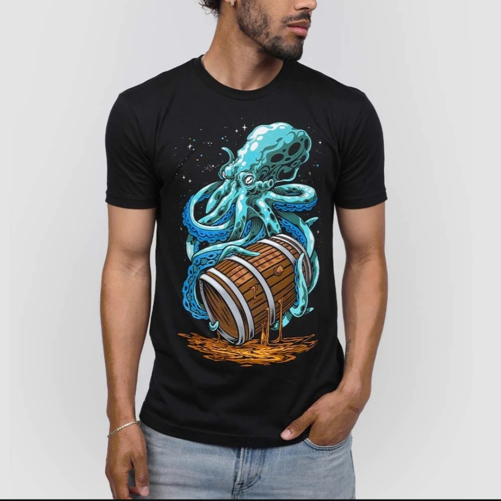 Into the AM graphic tee